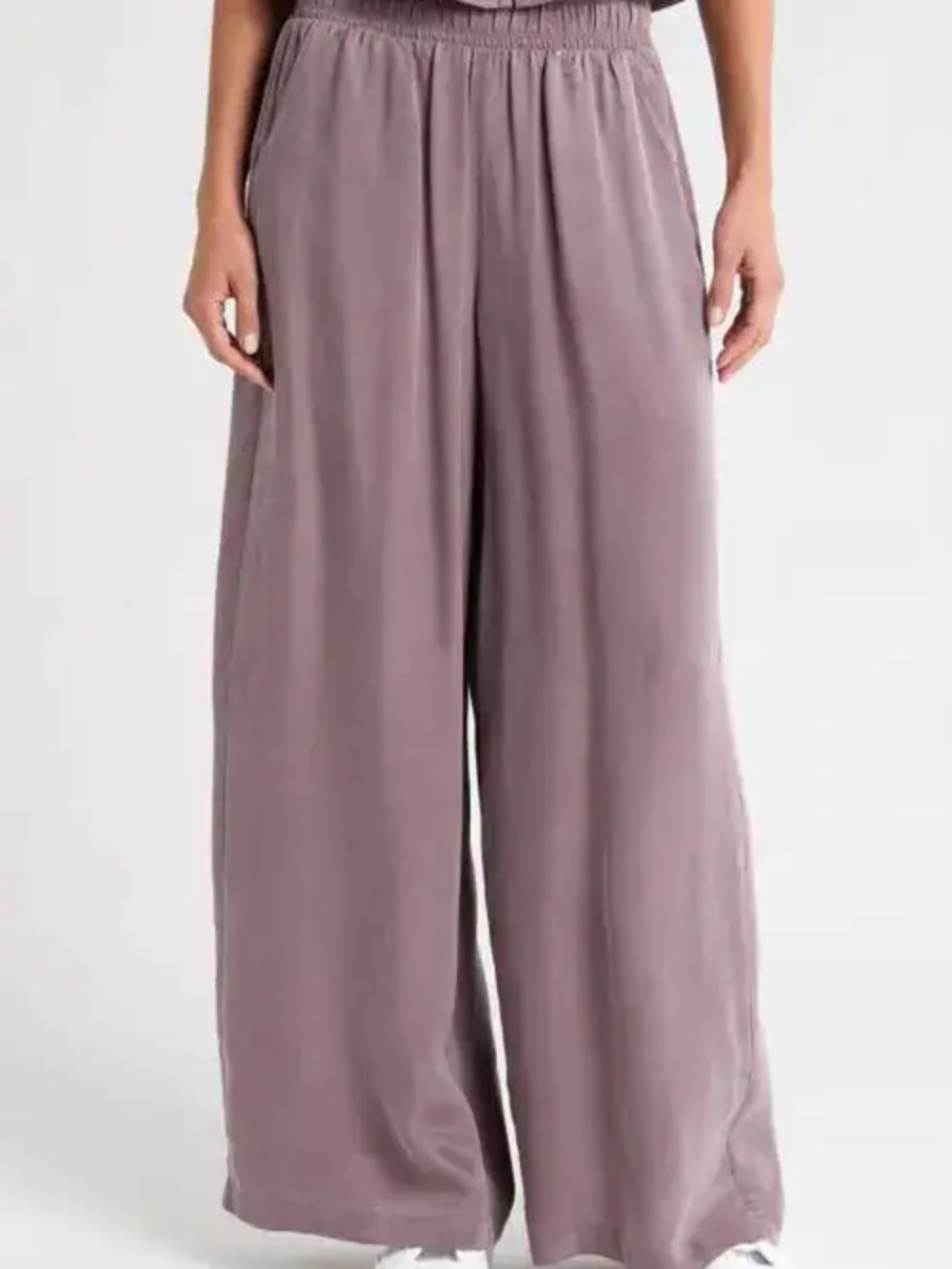 TravisMathew Sunday Chardonnay Pant Women's Size M Moonscape color MWT